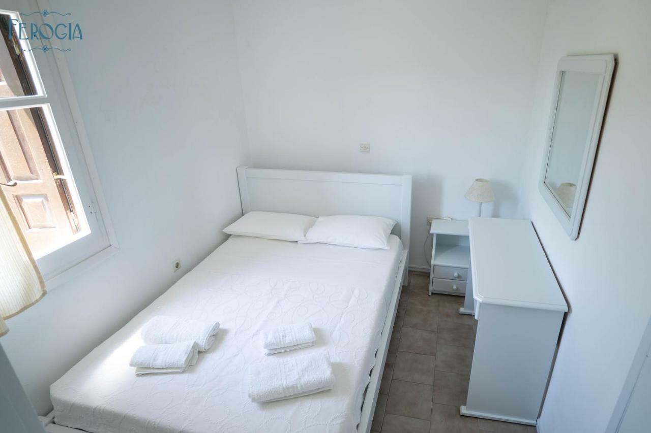 Hotel Ferogia Skyros Esterno foto