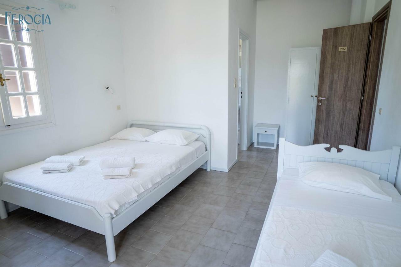 Hotel Ferogia Skyros Esterno foto