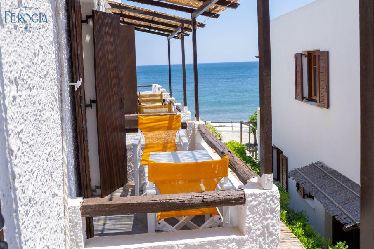 Hotel Ferogia Skyros Esterno foto
